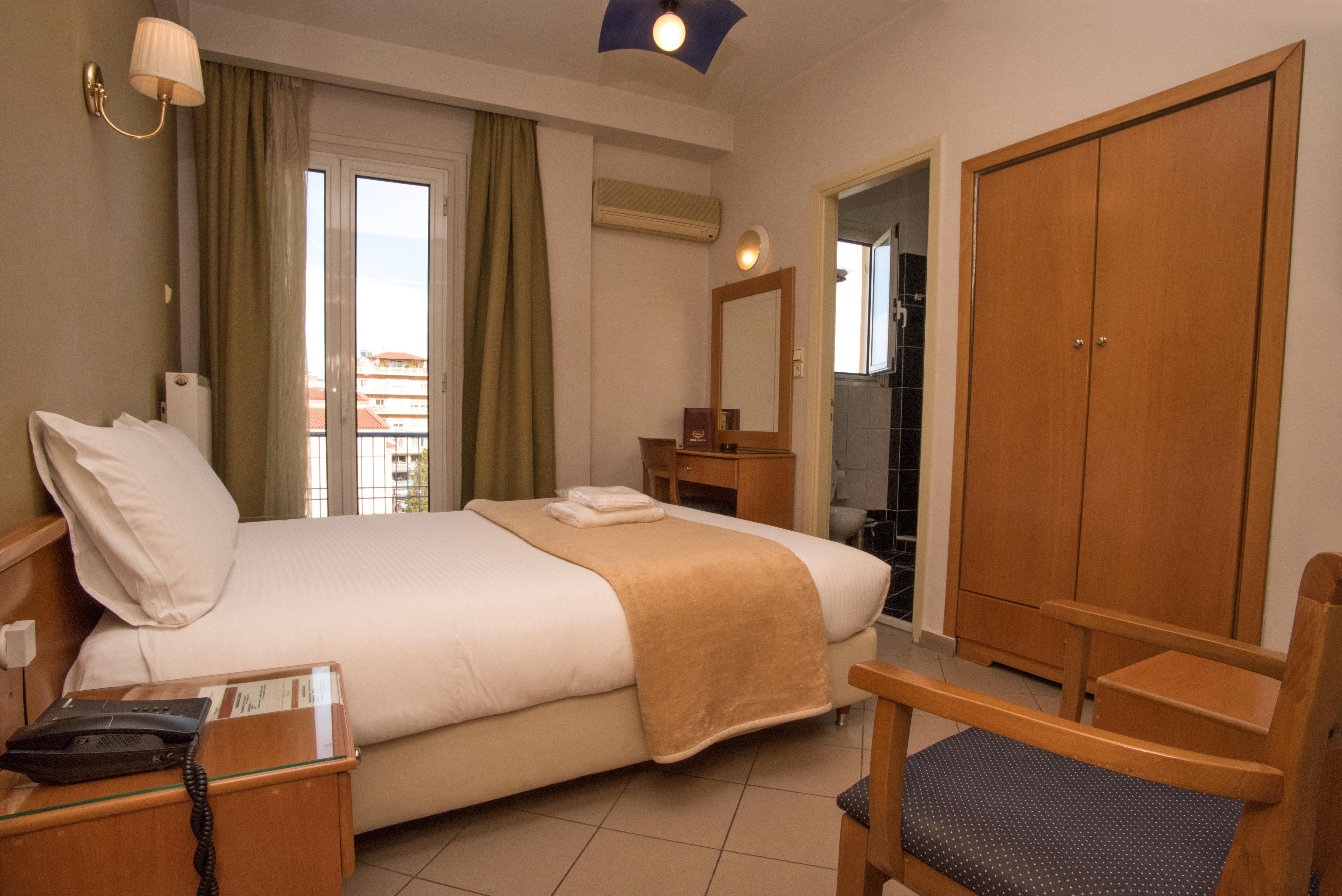 Morfeas Hotel